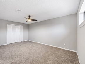 13852 Hollowgreen Drive 303/5, Houston TX 77082