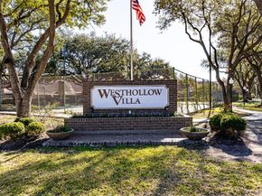 13852 Hollowgreen Drive 303/5, Houston TX 77082