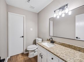 13852 Hollowgreen Drive 303/5, Houston TX 77082