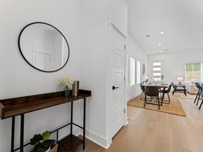 330 Neyland Street, Houston TX 77022