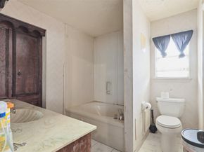 16422 Brambling Drive, Houston TX 77059