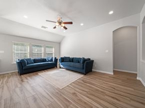 146 S Star Ridge Circle, The Woodlands TX 77382