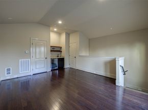 1809 W 24th Street, Houston TX 77008