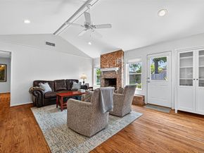 9327 Meadowcroft Drive, Houston TX 77063