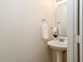 51 Wickerdale Place, The Woodlands TX 77382