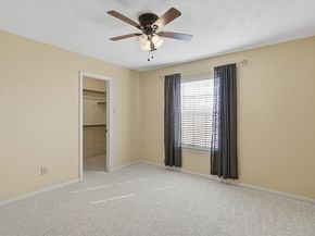 1102 Mabry Mill Road, Houston TX 77062