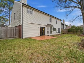 1102 Mabry Mill Road, Houston TX 77062