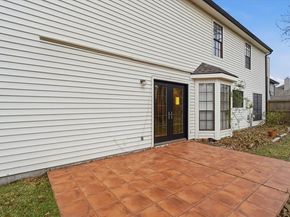 1102 Mabry Mill Road, Houston TX 77062