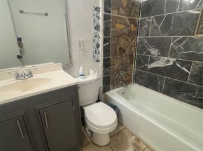 9113 Oak Knoll Lane, Houston TX 77078