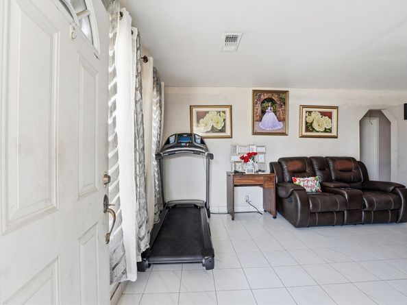 1002 Grenfell Lane, Houston TX 77076