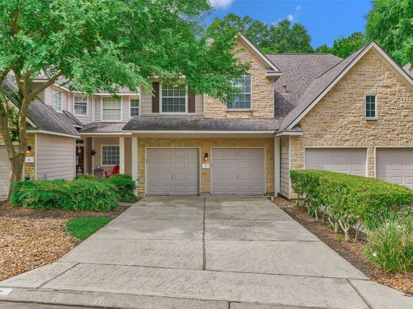 7 W Greenhill Terrace Place, The Woodlands TX 77382