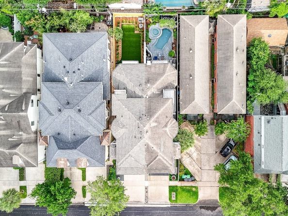 1805 Brun Street, Houston TX 77019