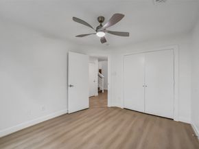 650 Westcross Street 70, Houston TX 77018