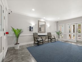 355 N Post Oak Lane 742, Houston TX 77024