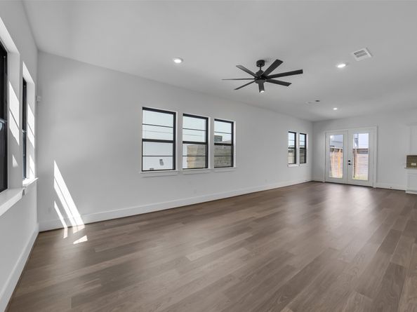 3211 Royal Oaks Hollow Lane, Houston TX 77082