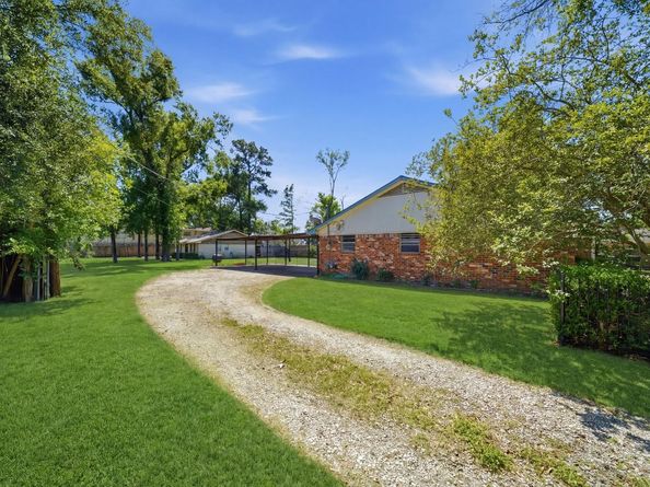 1500 Jacquelyn Drive, Houston TX 77055