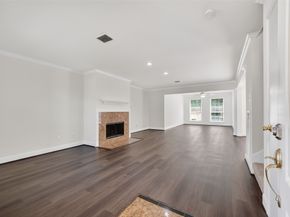 3938 Vauxhall Drive S, Houston TX 77047