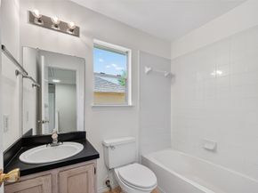 3938 Vauxhall Drive S, Houston TX 77047