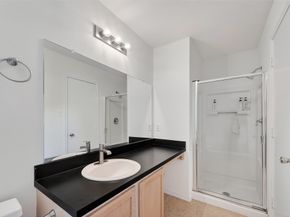 3938 Vauxhall Drive S, Houston TX 77047