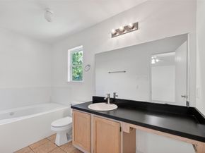 3938 Vauxhall Drive S, Houston TX 77047