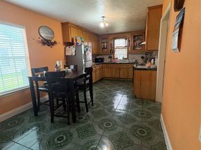 13013 Breezeway Street, Houston TX 77037
