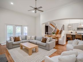 5841 Darling Street C, Houston TX 77007