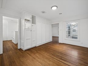 3020 San Felipe Street, Houston TX 77019