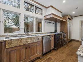 3020 San Felipe Street, Houston TX 77019