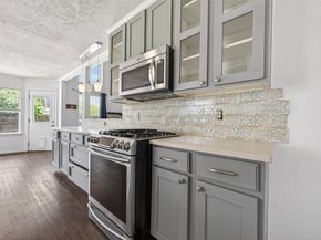 10406 Comanche Springs Court, Houston TX 77095