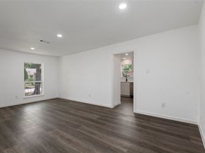3230 Hombly Road, Houston TX 77066