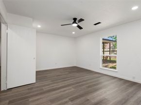 3230 Hombly Road, Houston TX 77066