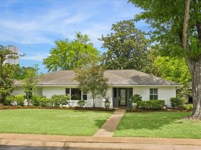 5656 Piping Rock Lane, Houston TX 77056