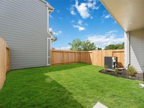 5523 Katy Freeway, Houston TX 77007