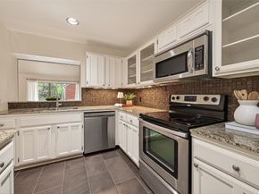 2829 Timmons Lane 144, Houston TX 77027