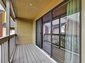 2829 Timmons Lane 144, Houston TX 77027