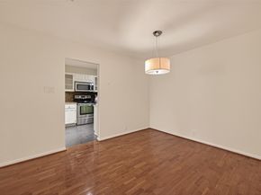 2829 Timmons Lane 144, Houston TX 77027