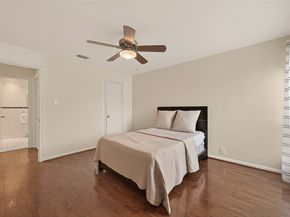 2829 Timmons Lane 144, Houston TX 77027