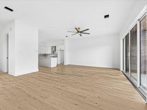 1034 W 17th Street A, Houston TX 77008