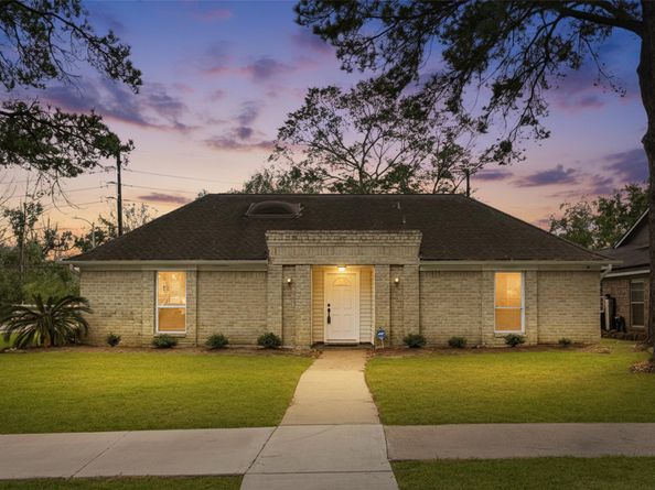 15703 Pine Mountain Drive, Houston TX 77084