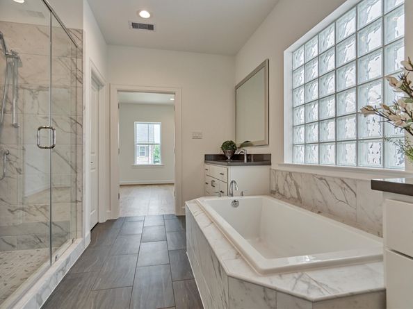 2037 Carlson Creek Drive, The Woodlands TX 77380