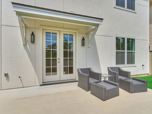 2037 Carlson Creek Drive, The Woodlands TX 77380