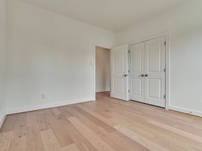 2037 Carlson Creek Drive, The Woodlands TX 77380