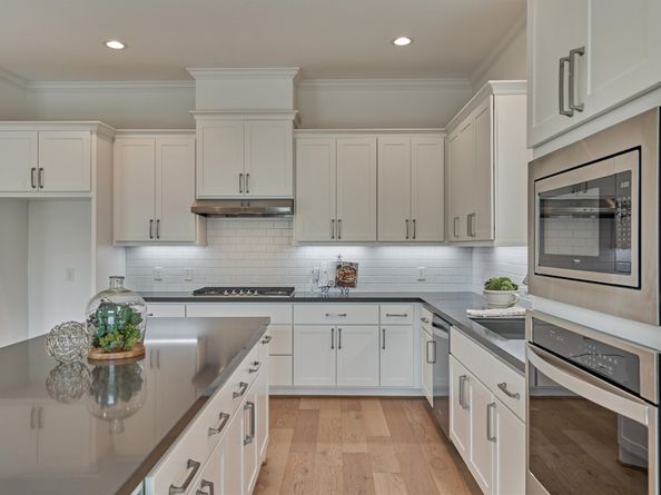 2037 Carlson Creek Drive, The Woodlands TX 77380