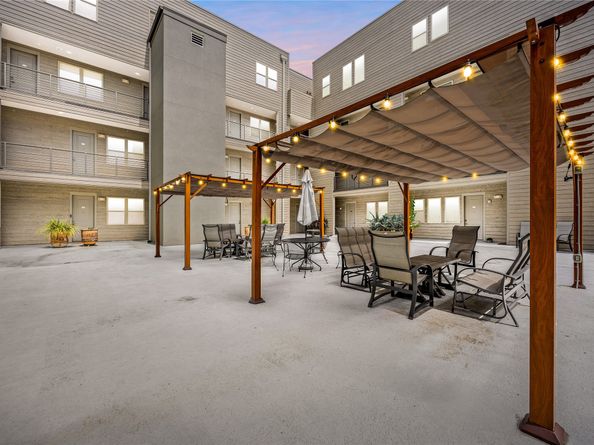 4819 Caroline Street 103, Houston TX 77004