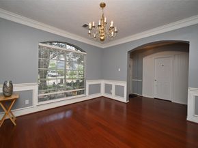 6419 Sutter Park Lane, Houston TX 77066