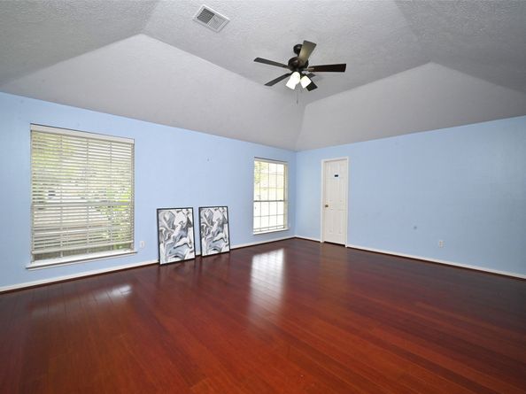 6419 Sutter Park Lane, Houston TX 77066