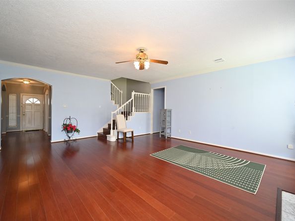 6419 Sutter Park Lane, Houston TX 77066