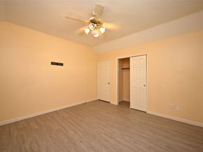 6419 Sutter Park Lane, Houston TX 77066