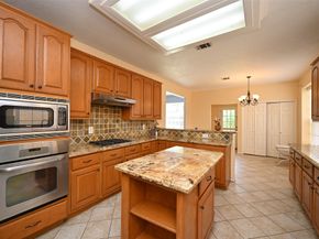 6419 Sutter Park Lane, Houston TX 77066