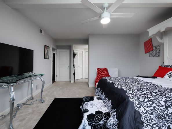 14655 Champion Forest Drive 905, Houston TX 77069